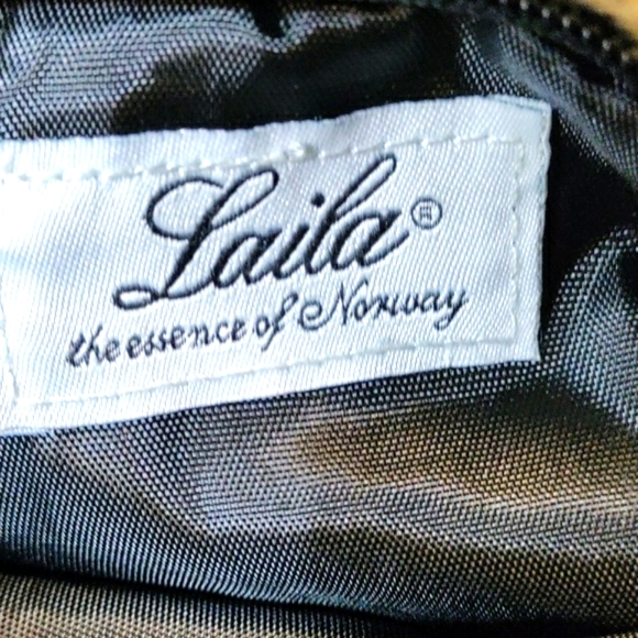 Laila The Essence of Norway Handbag. Reversible Bag & Belt Bag. Great Condition - Picture 4 of 12